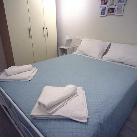 Piccolo * Corfu (city)