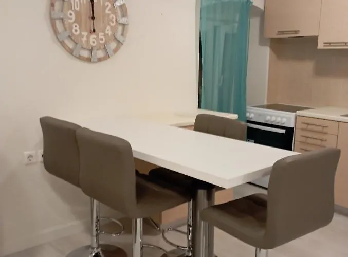 Piccolo * Corfu (city)